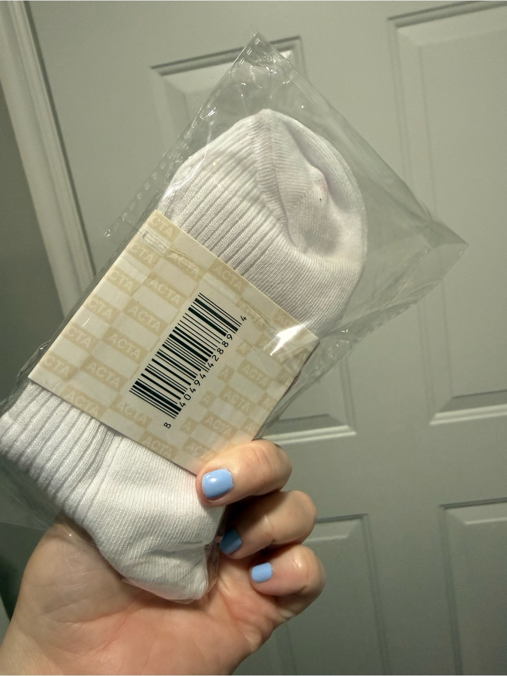 ACTA Ruffle Socks - Picture 4 of 4
